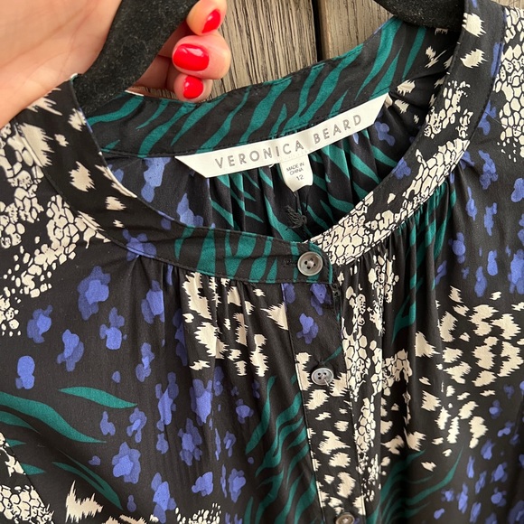 Veronica Beard silk blouse - Picture 7 of 8